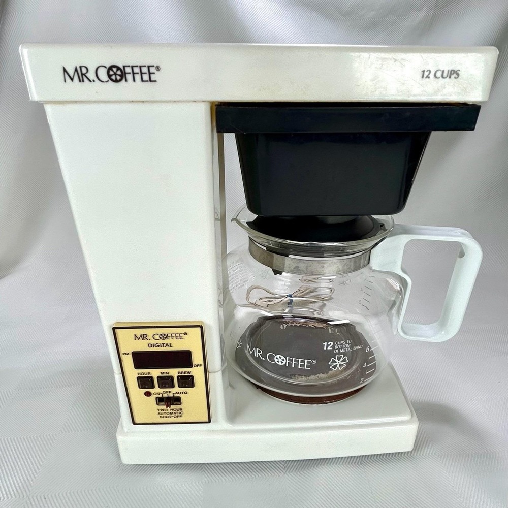 Vintage Mr Coffee 12 Cup Coffee Maker SRX-20 Red LED Digital Display 1990s